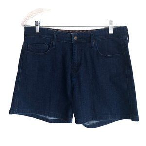 Levi's Women's Dark Wash Denim Jean Shorts Size 8 Stretch Cotton Elastane Casual